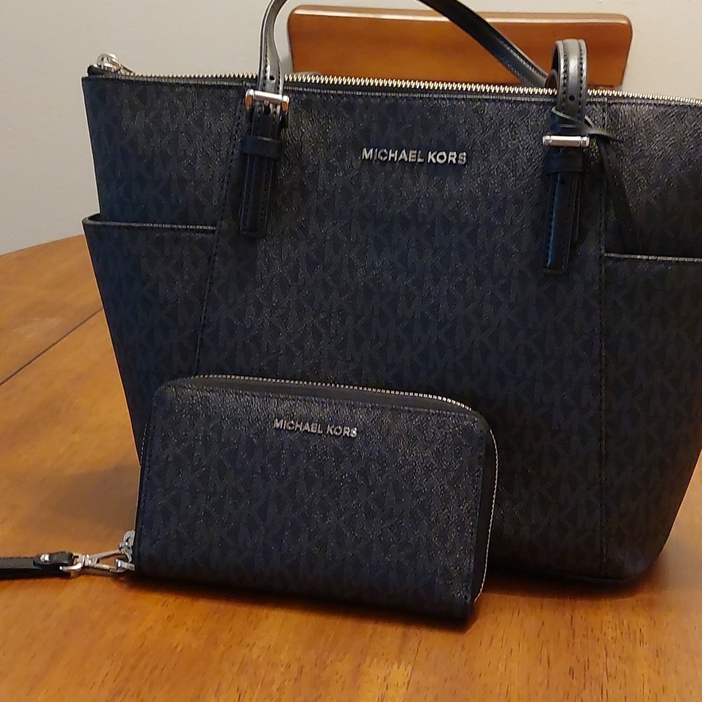 Michael Kors handbag and wallet